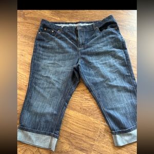 Merona women’s CAPRIS